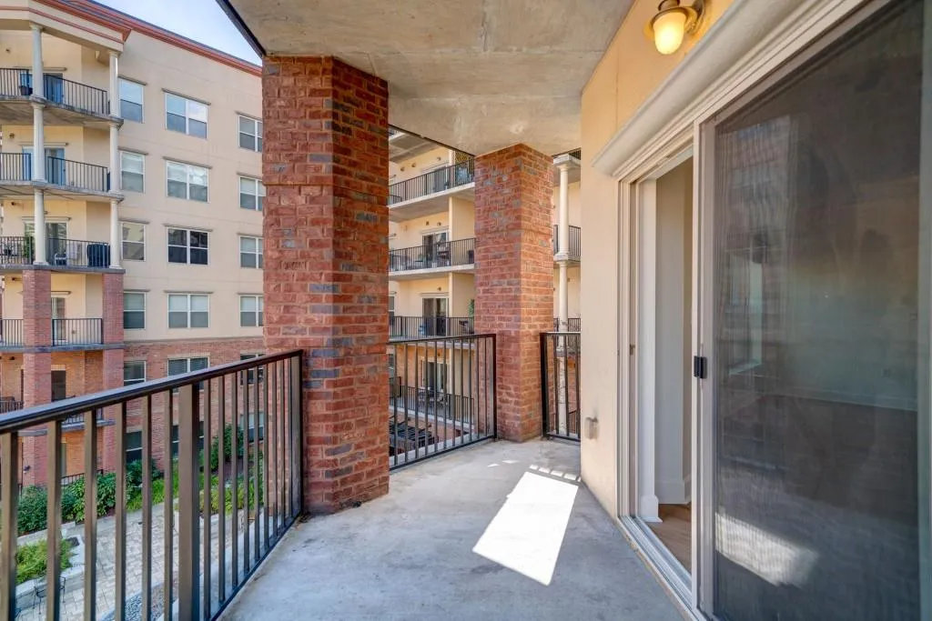 200 River Vista Drive Unit 409, Atlanta, Georgia 30339, 2 Bedrooms Bedrooms, ,2 BathroomsBathrooms,Residential,Sold,200 River Vista Drive Unit 409,7534078