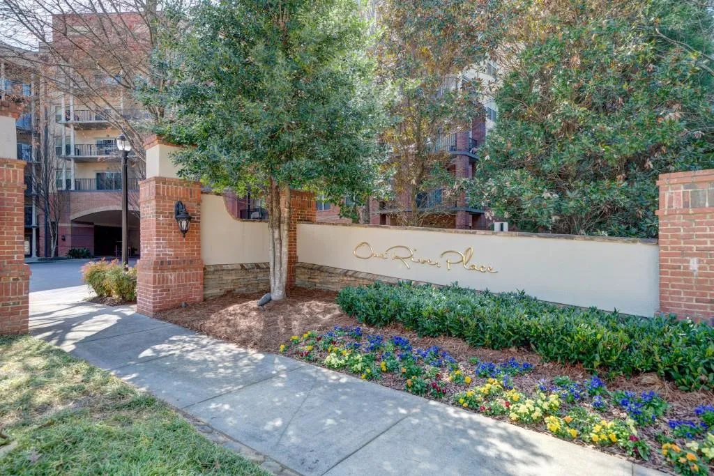 200 River Vista Drive Unit 409, Atlanta, Georgia 30339, 2 Bedrooms Bedrooms, ,2 BathroomsBathrooms,Residential,Sold,200 River Vista Drive Unit 409,7534078