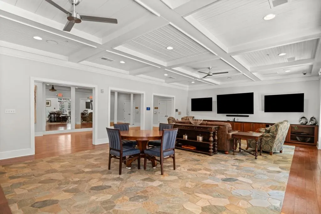 200 River Vista Drive Unit 409, Atlanta, Georgia 30339, 2 Bedrooms Bedrooms, ,2 BathroomsBathrooms,Residential,Sold,200 River Vista Drive Unit 409,7534078