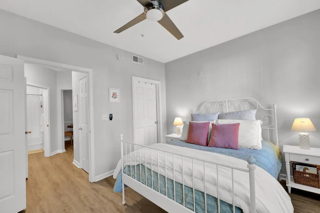 5559 Glenridge Drive Unit 1204, Atlanta, Georgia 30342, 1 Bedroom Bedrooms, ,1 BathroomBathrooms,Residential,Sold,5559 Glenridge Drive Unit 1204,7011023