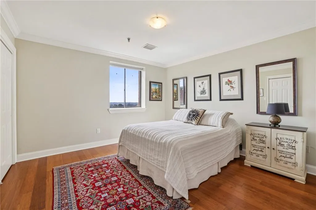 300 Johnson Ferry Road Ne Unit B804, Sandy Springs, Georgia 30328, 1 Bedroom Bedrooms, ,1 BathroomBathrooms,Residential,For Sale,300 Johnson Ferry Road Ne Unit B804,7729654