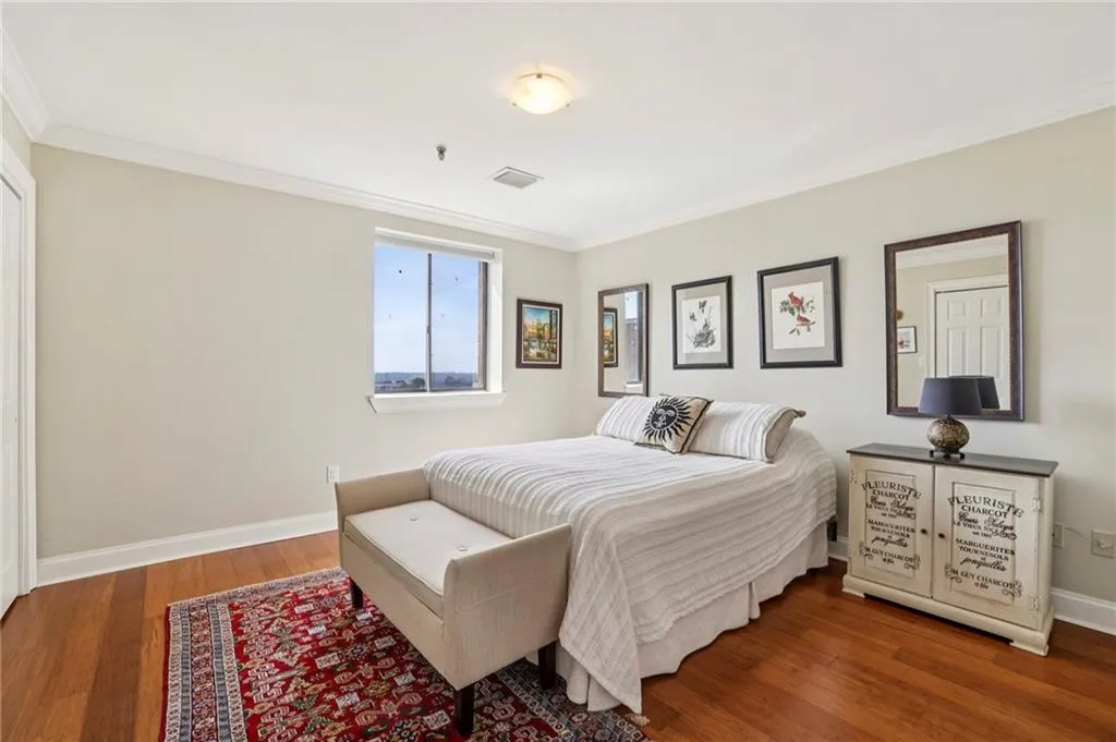 300 Johnson Ferry Road Ne Unit B804, Sandy Springs, Georgia 30328, 1 Bedroom Bedrooms, ,1 BathroomBathrooms,Residential,For Sale,300 Johnson Ferry Road Ne Unit B804,7729654