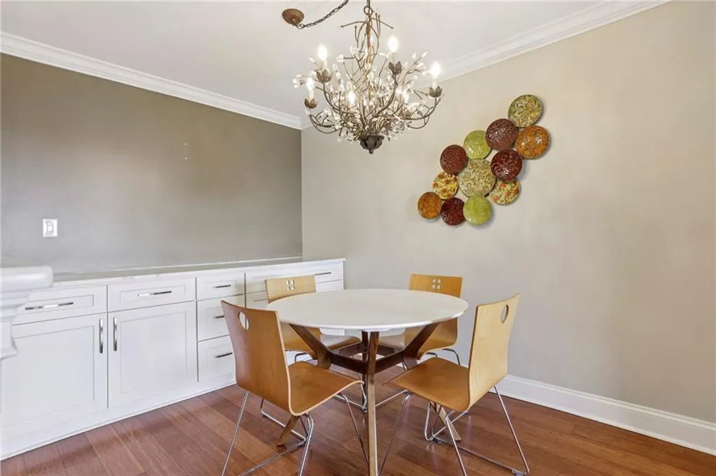 300 Johnson Ferry Road Ne Unit B804, Sandy Springs, Georgia 30328, 1 Bedroom Bedrooms, ,1 BathroomBathrooms,Residential,For Sale,300 Johnson Ferry Road Ne Unit B804,7729654