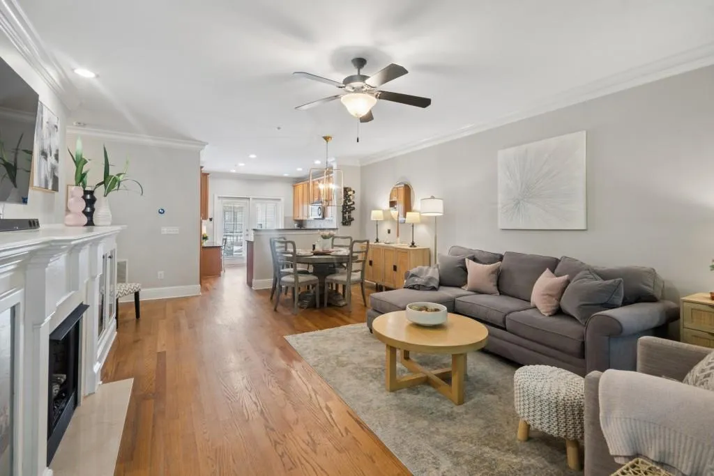 6409 Paulson Place, Sandy Springs, Georgia 30328, 3 Bedrooms Bedrooms, ,3 BathroomsBathrooms,Residential,For Sale,6409 Paulson Place,7760449