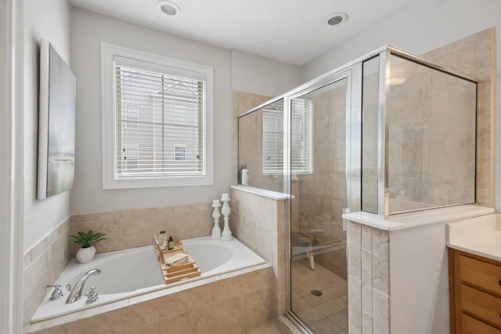 6409 Paulson Place, Sandy Springs, Georgia 30328, 3 Bedrooms Bedrooms, ,3 BathroomsBathrooms,Residential,For Sale,6409 Paulson Place,7760449