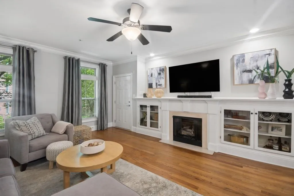 6409 Paulson Place, Sandy Springs, Georgia 30328, 3 Bedrooms Bedrooms, ,3 BathroomsBathrooms,Residential,For Sale,6409 Paulson Place,7760449