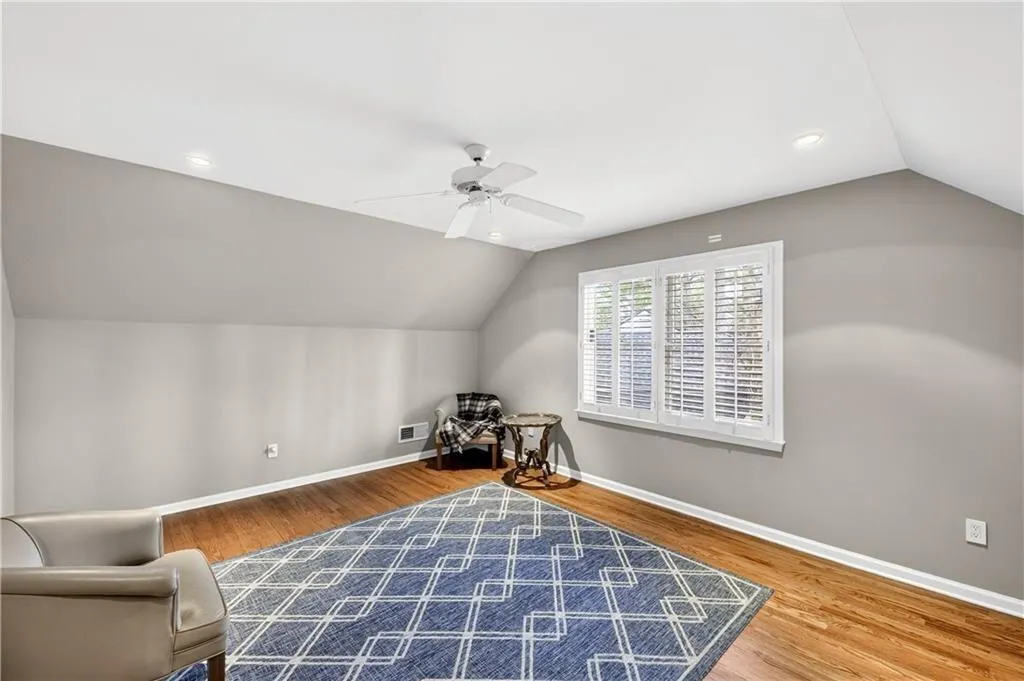 Fully finished third floor.  Hardwood floors and full bath.
