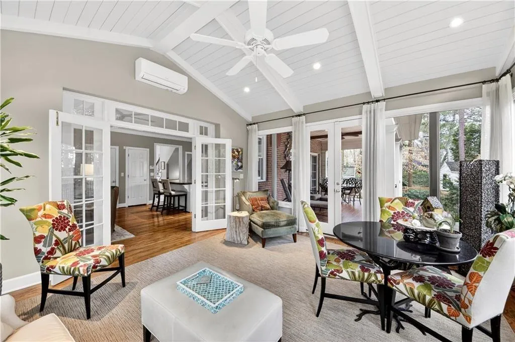 2110 Village Point Ne, Brookhaven, Georgia 30319, 4 Bedrooms Bedrooms, 0 ,4 BathroomsBathrooms,Residential,For Sale,2110 Village Point Ne,7711995