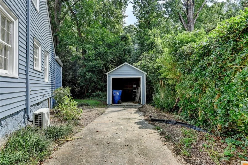 2953 Hardman Court Ne, Atlanta, Georgia 30305, ,Commercial Sale,For Sale,2953 Hardman Court Ne,7625094