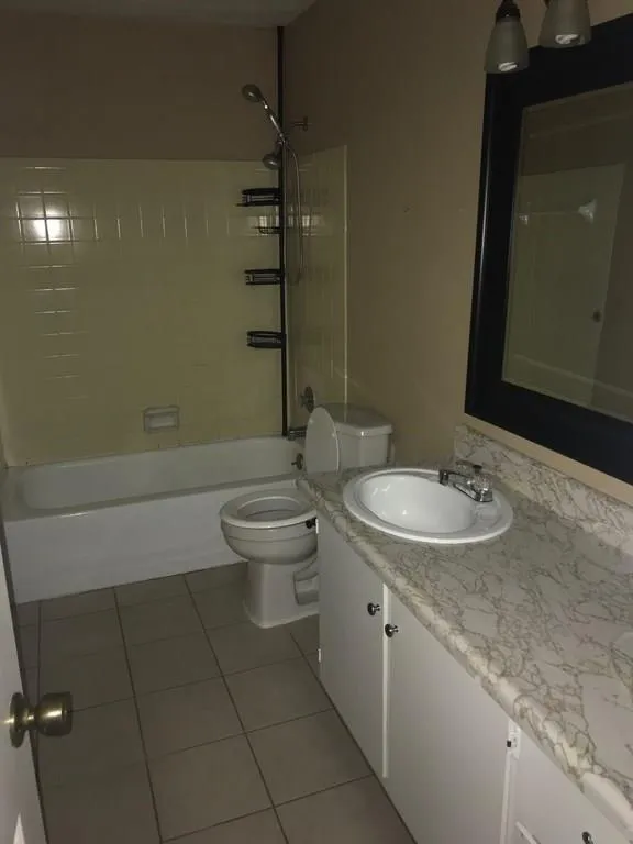 320 Winding River Drive Unit A, Sandy Springs, Georgia 30350, 2 Bedrooms Bedrooms, ,2 BathroomsBathrooms,Residential,Sold,320 Winding River Drive Unit A,6984985