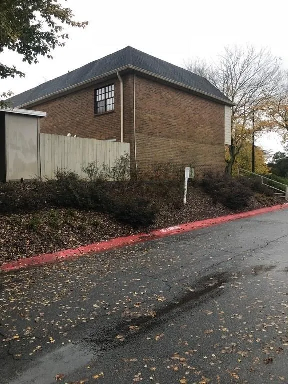 320 Winding River Drive Unit A, Sandy Springs, Georgia 30350, 2 Bedrooms Bedrooms, ,2 BathroomsBathrooms,Residential,Sold,320 Winding River Drive Unit A,6984985