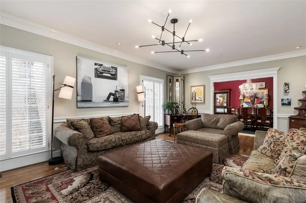 6 Paris Park Place, Sandy Springs, Georgia 30350, 4 Bedrooms Bedrooms, ,4 BathroomsBathrooms,Residential,Sold,6 Paris Park Place,6859829