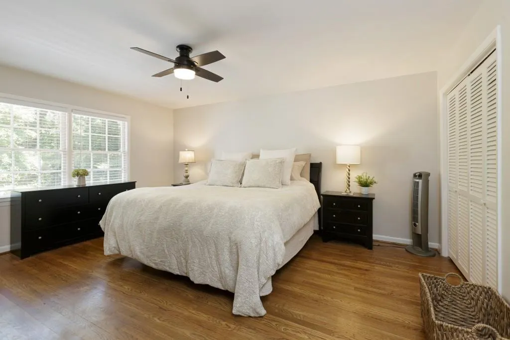 7261 Thornhill Lane, Sandy Springs, Georgia 30328, 5 Bedrooms Bedrooms, ,3 BathroomsBathrooms,Residential,Sold,7261 Thornhill Lane,6910570