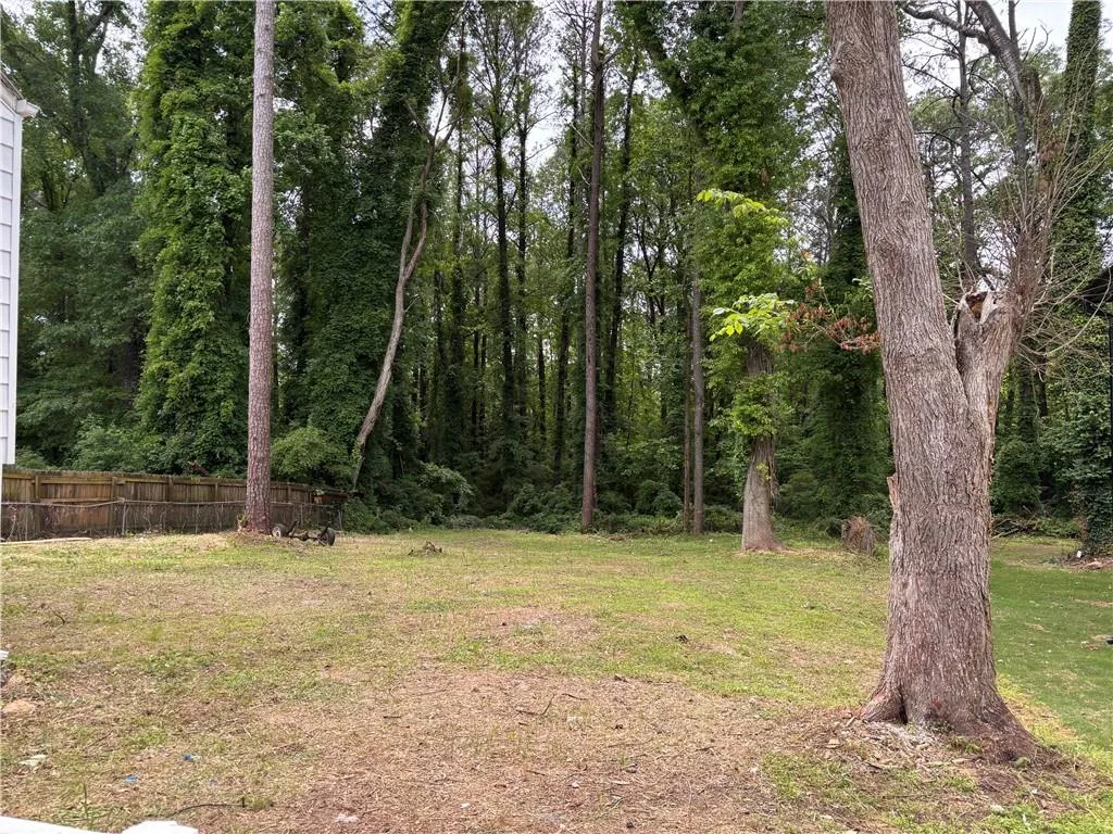 2058 North Avenue Nw, Atlanta, Georgia 30318, 2 Bedrooms Bedrooms, ,1 BathroomBathrooms,Residential,For Sale,2058 North Avenue Nw,7568731