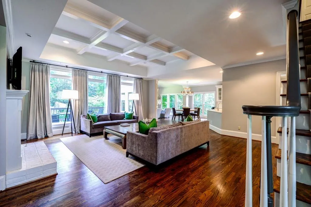 5095 Haven Court, Sandy Springs, Georgia 30342, 6 Bedrooms Bedrooms, ,5 BathroomsBathrooms,Residential,Sold,5095 Haven Court,5728557