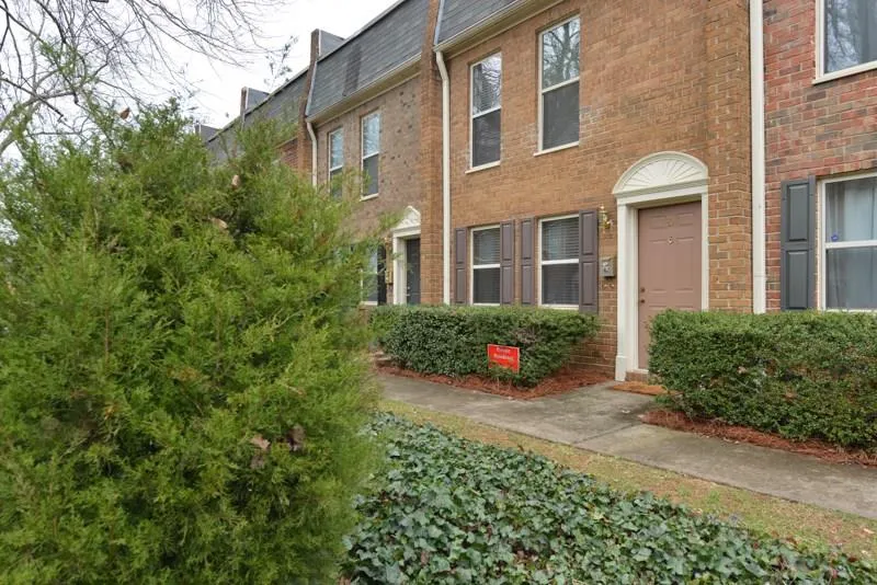 165 N River Drive Unit D, Sandy Springs, Georgia 30350, 2 Bedrooms Bedrooms, ,2 BathroomsBathrooms,Residential,Sold,165 N River Drive Unit D,5620225