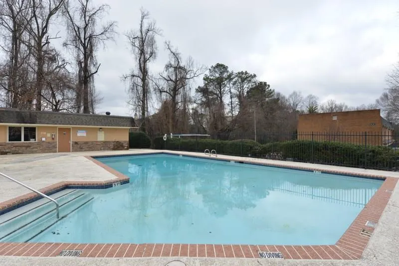 165 N River Drive Unit D, Sandy Springs, Georgia 30350, 2 Bedrooms Bedrooms, ,2 BathroomsBathrooms,Residential,Sold,165 N River Drive Unit D,5620225