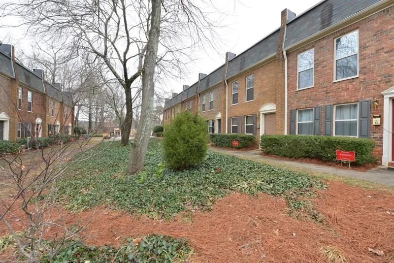 165 N River Drive Unit D, Sandy Springs, Georgia 30350, 2 Bedrooms Bedrooms, ,2 BathroomsBathrooms,Residential,Sold,165 N River Drive Unit D,5620225