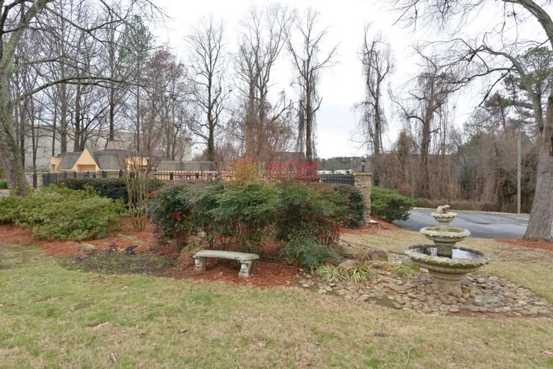 165 N River Drive Unit D, Sandy Springs, Georgia 30350, 2 Bedrooms Bedrooms, ,2 BathroomsBathrooms,Residential,Sold,165 N River Drive Unit D,5620225