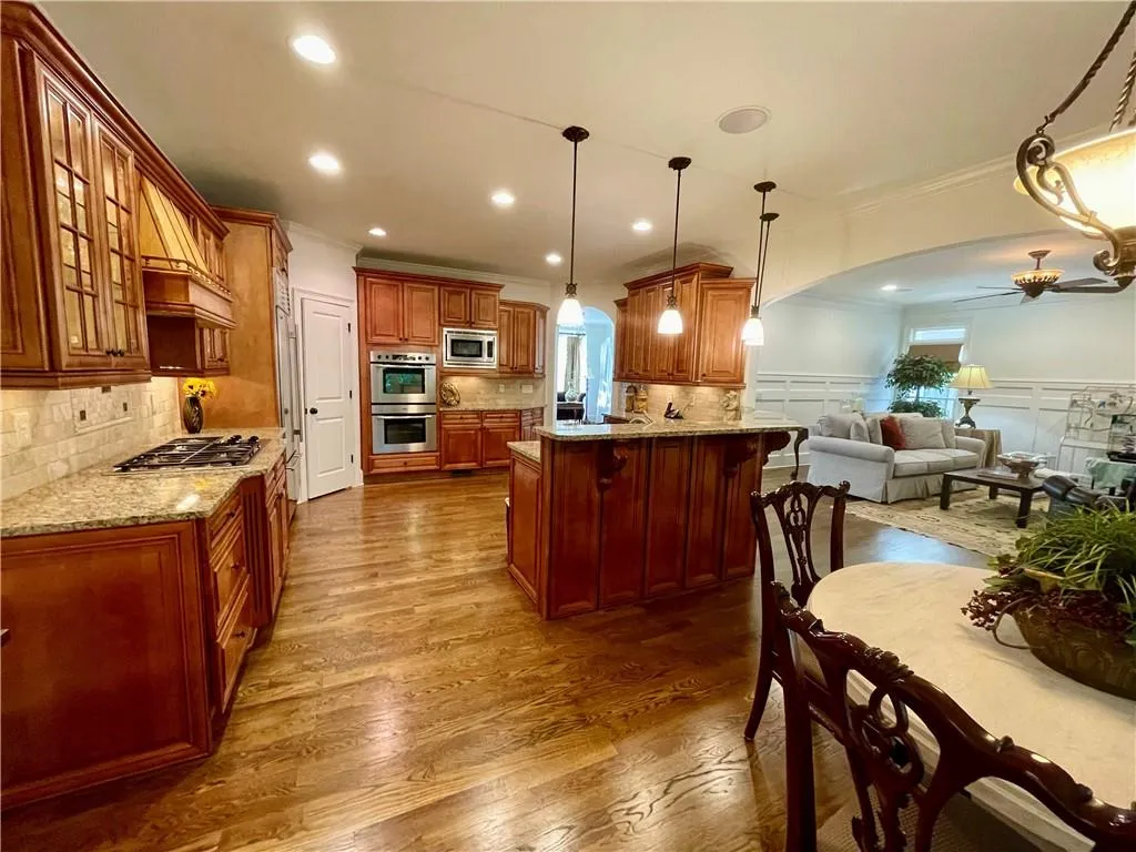 7963 Magnolia Square, Atlanta, Georgia 30350, 4 Bedrooms Bedrooms, ,3 BathroomsBathrooms,Residential,Sold,7963 Magnolia Square,6936983