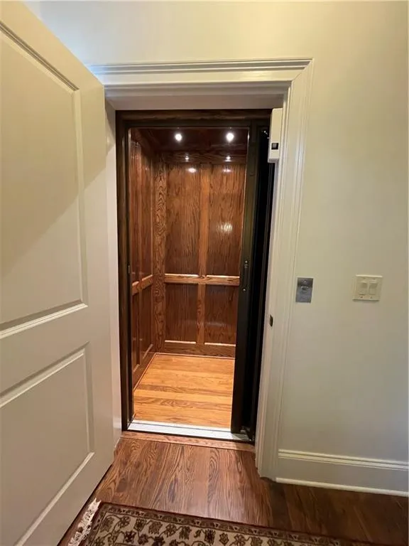 7963 Magnolia Square, Atlanta, Georgia 30350, 4 Bedrooms Bedrooms, ,3 BathroomsBathrooms,Residential,Sold,7963 Magnolia Square,6936983