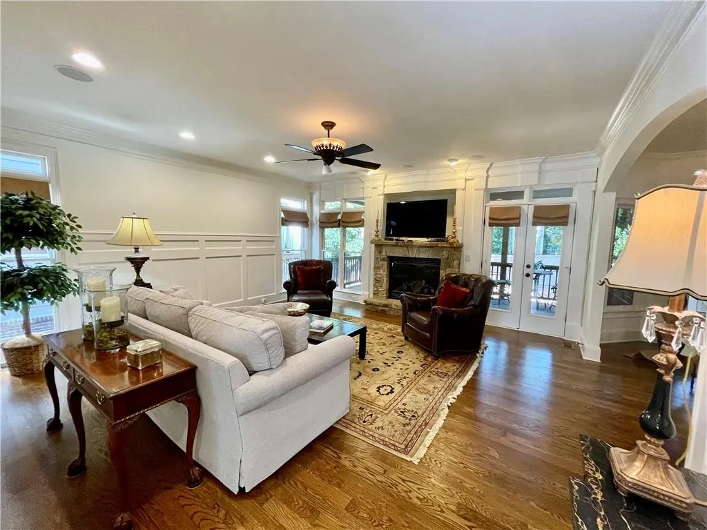 7963 Magnolia Square, Atlanta, Georgia 30350, 4 Bedrooms Bedrooms, ,3 BathroomsBathrooms,Residential,Sold,7963 Magnolia Square,6936983