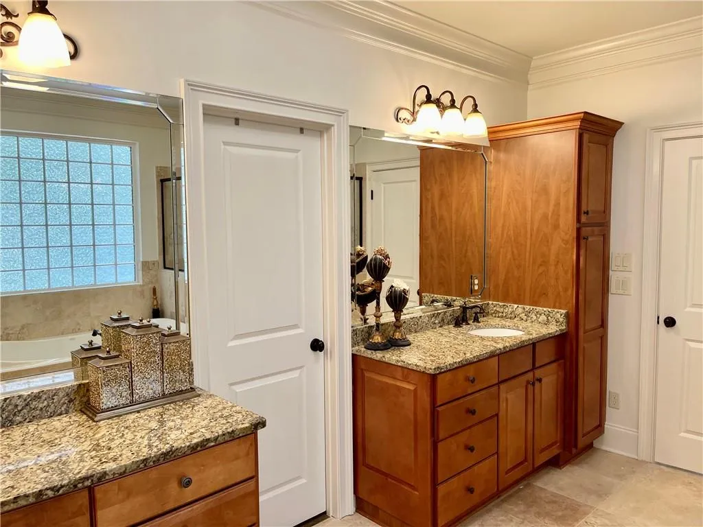 7963 Magnolia Square, Atlanta, Georgia 30350, 4 Bedrooms Bedrooms, ,3 BathroomsBathrooms,Residential,Sold,7963 Magnolia Square,6936983