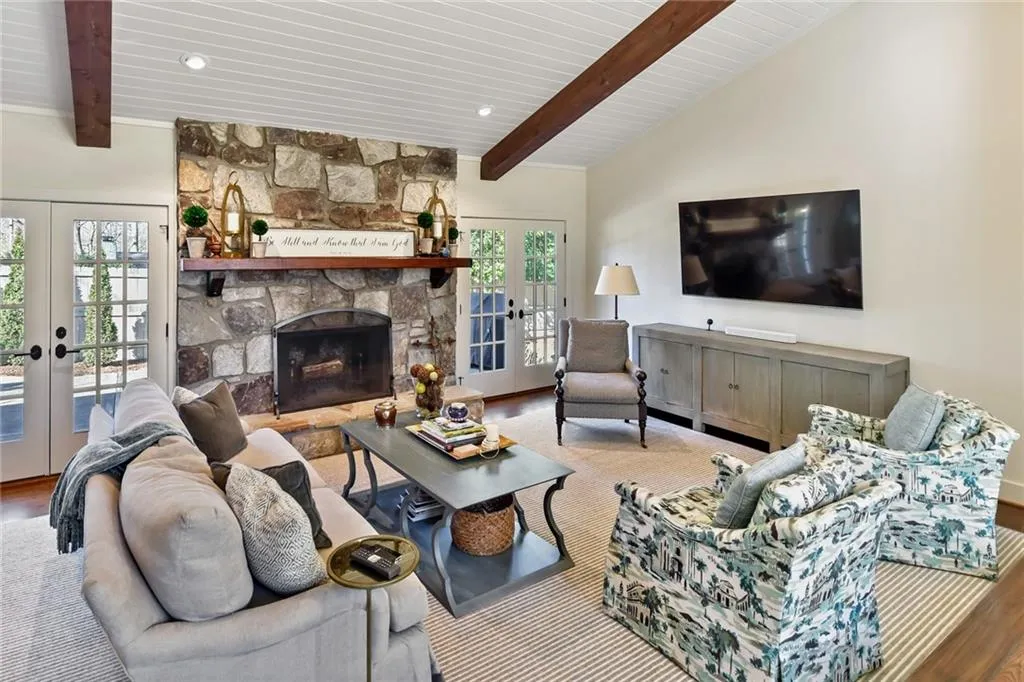 1250 Old Woodbine Road, Sandy Springs, Georgia 30319, 4 Bedrooms Bedrooms, ,3 BathroomsBathrooms,Residential,Sold,1250 Old Woodbine Road,6851276