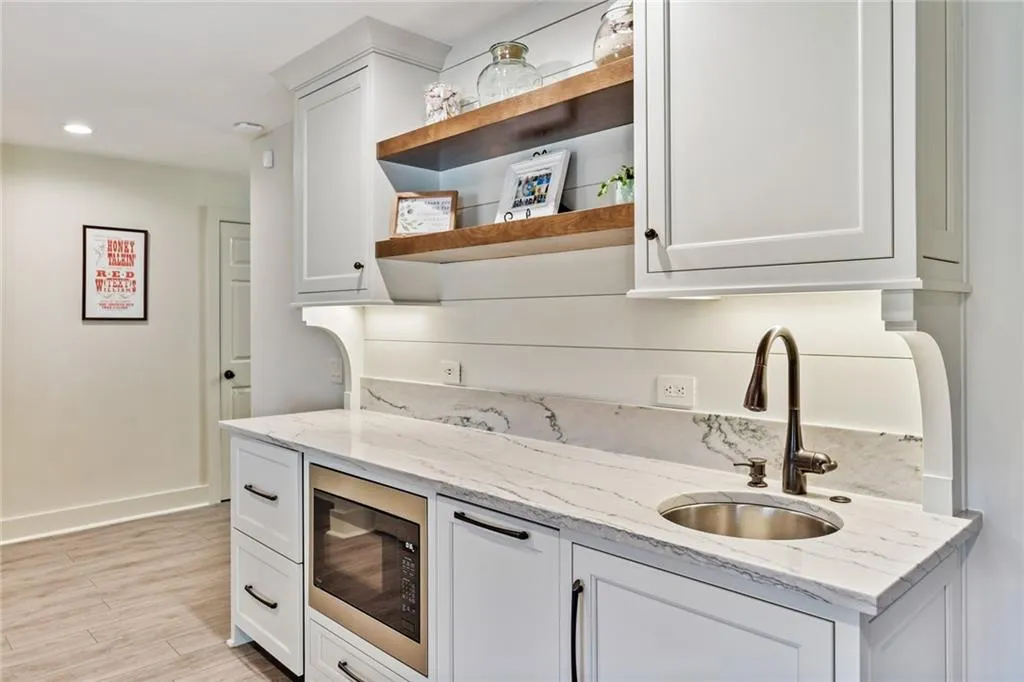 1250 Old Woodbine Road, Sandy Springs, Georgia 30319, 4 Bedrooms Bedrooms, ,3 BathroomsBathrooms,Residential,Sold,1250 Old Woodbine Road,6851276