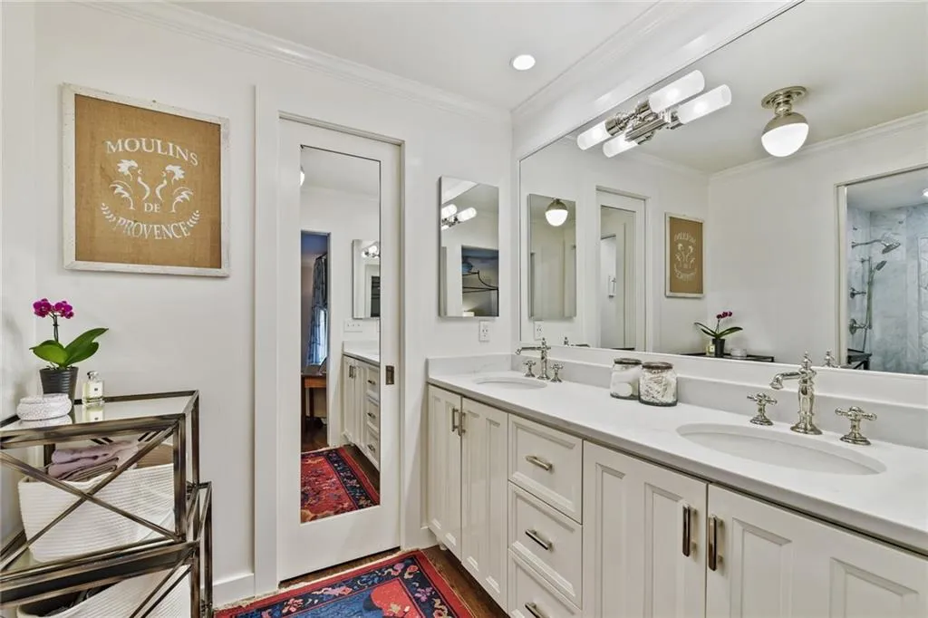 1250 Old Woodbine Road, Sandy Springs, Georgia 30319, 4 Bedrooms Bedrooms, ,3 BathroomsBathrooms,Residential,Sold,1250 Old Woodbine Road,6851276