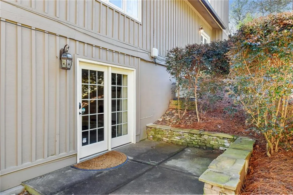 1250 Old Woodbine Road, Sandy Springs, Georgia 30319, 4 Bedrooms Bedrooms, ,3 BathroomsBathrooms,Residential,Sold,1250 Old Woodbine Road,6851276