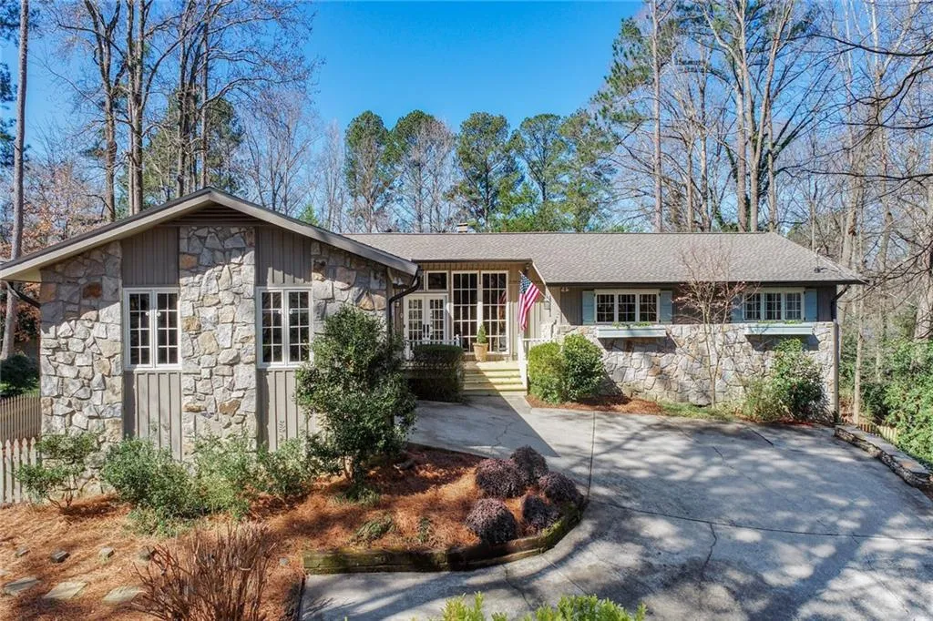 1250 Old Woodbine Road, Sandy Springs, Georgia 30319, 4 Bedrooms Bedrooms, ,3 BathroomsBathrooms,Residential,Sold,1250 Old Woodbine Road,6851276