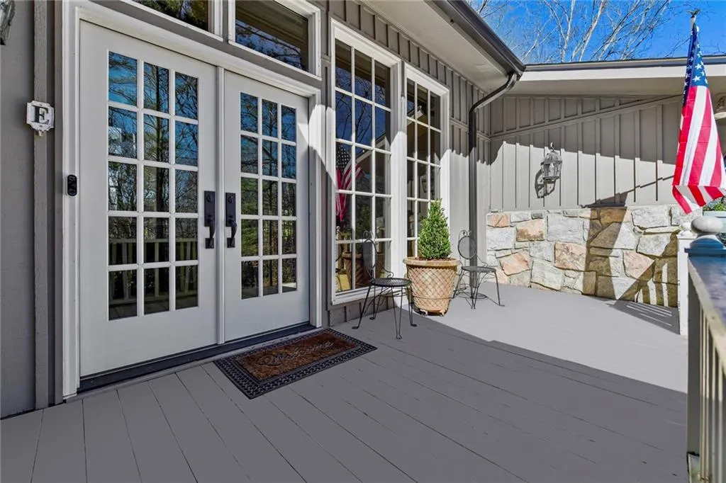 1250 Old Woodbine Road, Sandy Springs, Georgia 30319, 4 Bedrooms Bedrooms, ,3 BathroomsBathrooms,Residential,Sold,1250 Old Woodbine Road,6851276