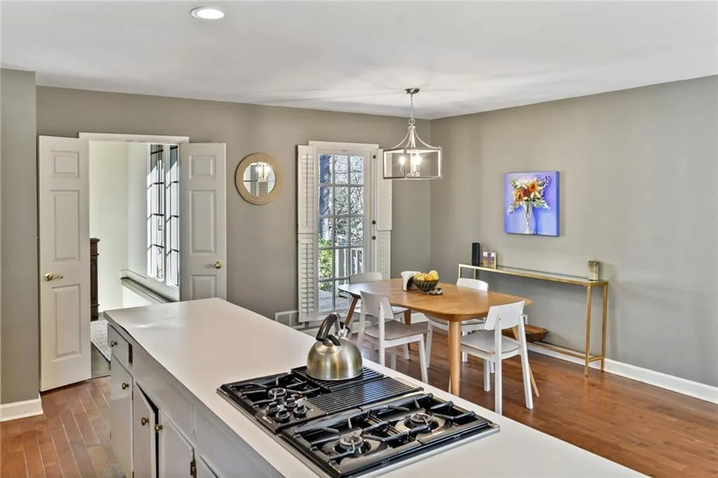 1250 Old Woodbine Road, Sandy Springs, Georgia 30319, 4 Bedrooms Bedrooms, ,3 BathroomsBathrooms,Residential,Sold,1250 Old Woodbine Road,6851276