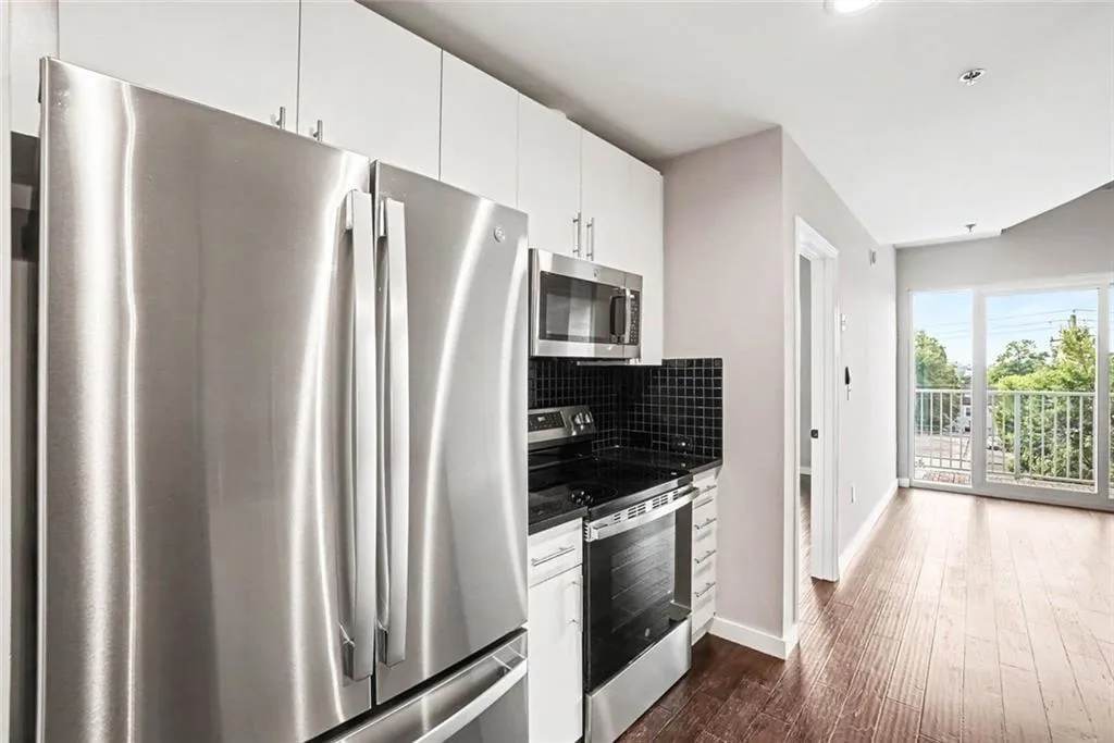 250 Pharr Road Ne Unit 315, Atlanta, Georgia 30305, 1 Bedroom Bedrooms, 0 ,1 BathroomBathrooms,Residential,For Sale,250 Pharr Road Ne Unit 315,7826505