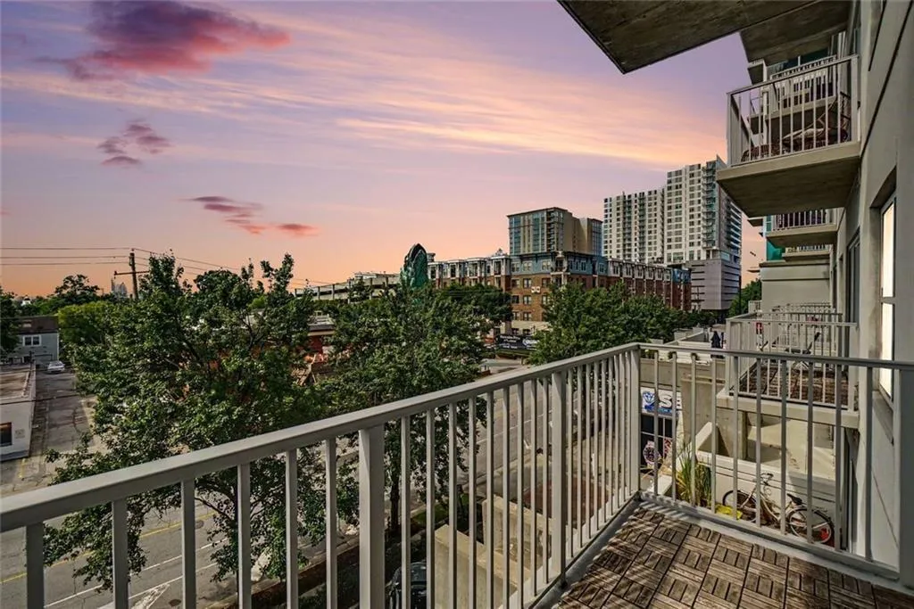 250 Pharr Road Ne Unit 315, Atlanta, Georgia 30305, 1 Bedroom Bedrooms, 0 ,1 BathroomBathrooms,Residential,For Sale,250 Pharr Road Ne Unit 315,7826505
