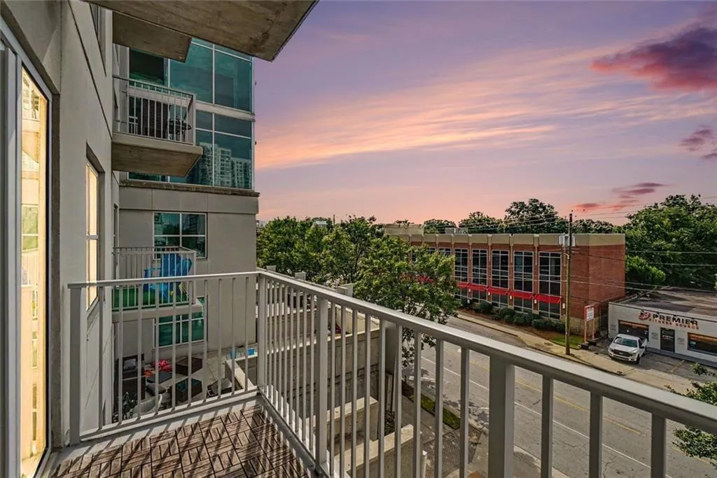 250 Pharr Road Ne Unit 315, Atlanta, Georgia 30305, 1 Bedroom Bedrooms, 0 ,1 BathroomBathrooms,Residential,For Sale,250 Pharr Road Ne Unit 315,7826505
