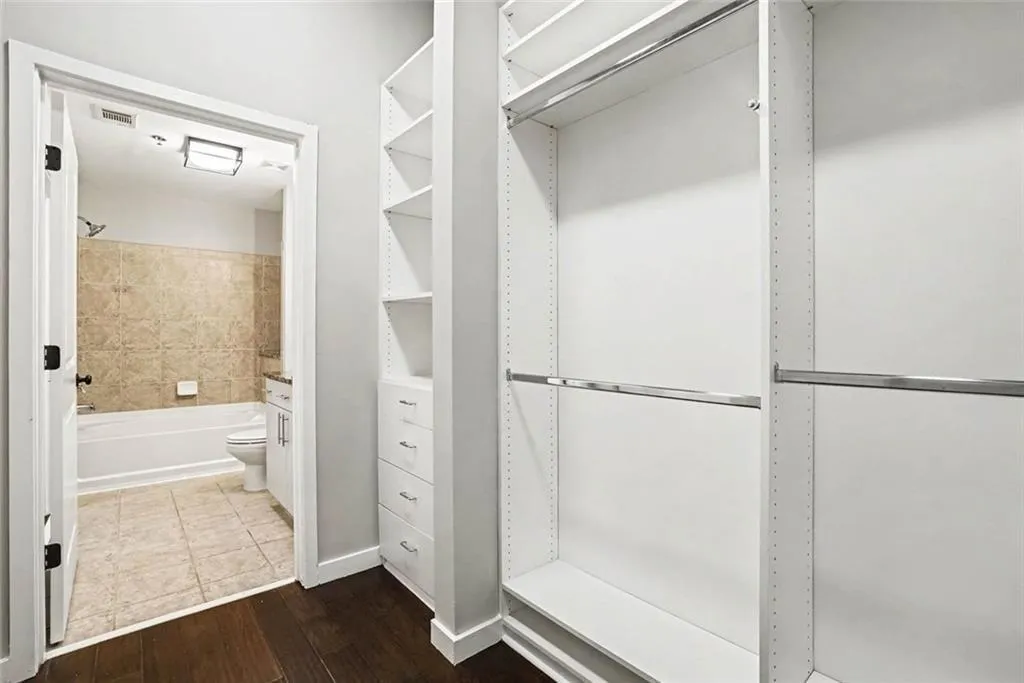 250 Pharr Road Ne Unit 315, Atlanta, Georgia 30305, 1 Bedroom Bedrooms, 0 ,1 BathroomBathrooms,Residential,For Sale,250 Pharr Road Ne Unit 315,7826505