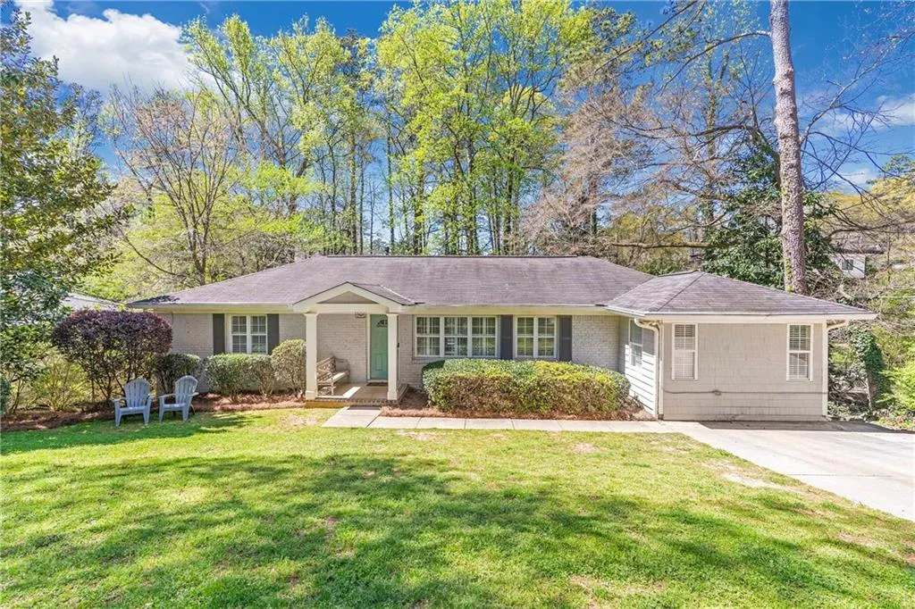 4616 Dalmer Road, Atlanta, Georgia 30342, 3 Bedrooms Bedrooms, ,2 BathroomsBathrooms,Residential,Sold,4616 Dalmer Road,7362641