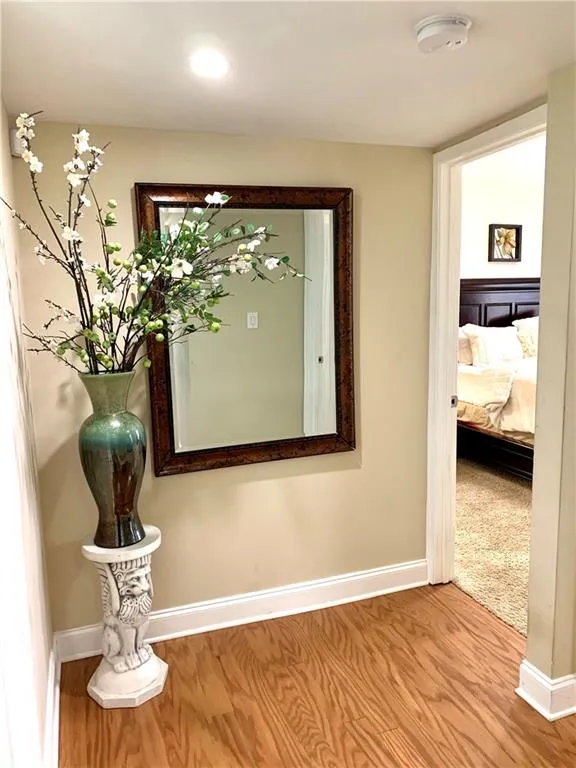 6980 Roswell Road Unit C10, Sandy Springs, Georgia 30328, 2 Bedrooms Bedrooms, ,2 BathroomsBathrooms,Residential,Sold,6980 Roswell Road Unit C10,6665510