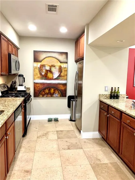 6980 Roswell Road Unit C10, Sandy Springs, Georgia 30328, 2 Bedrooms Bedrooms, ,2 BathroomsBathrooms,Residential,Sold,6980 Roswell Road Unit C10,6665510