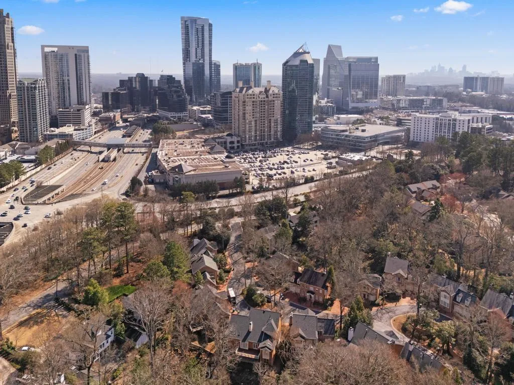 472 Ivy Park Lane Ne, Atlanta, Georgia 30342, 3 Bedrooms Bedrooms, 0 ,2 BathroomsBathrooms,Residential,For Sale,472 Ivy Park Lane Ne,7706661