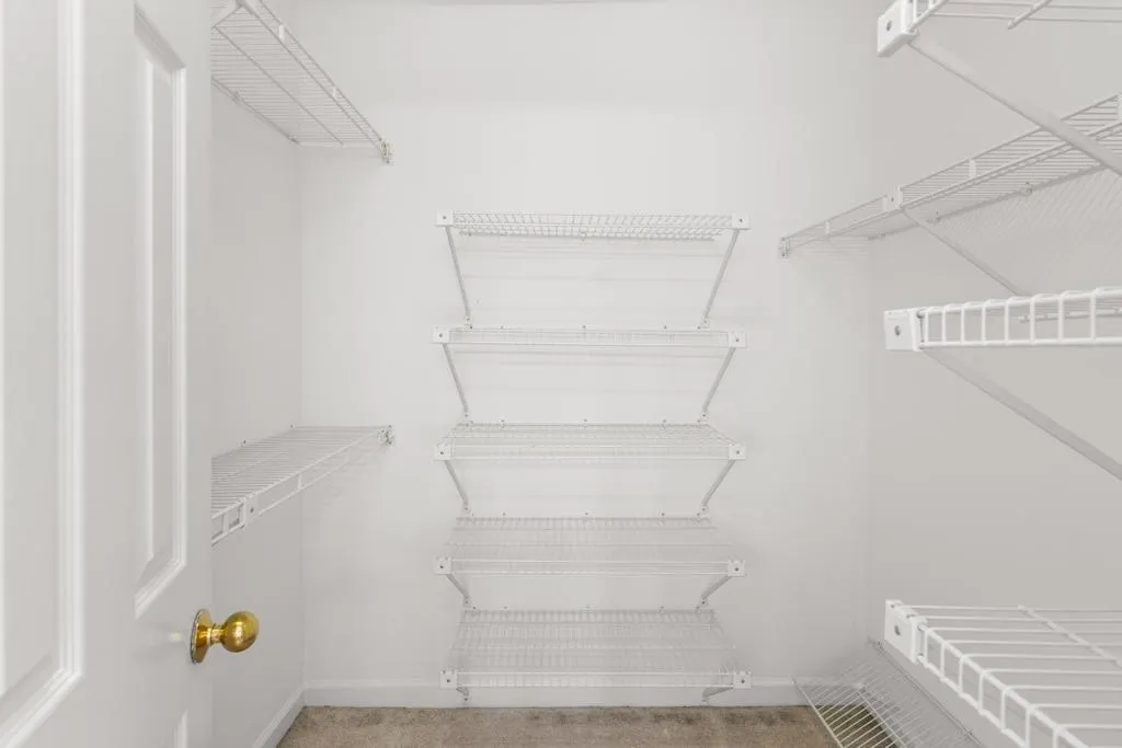 472 Ivy Park Lane Ne, Atlanta, Georgia 30342, 3 Bedrooms Bedrooms, 0 ,2 BathroomsBathrooms,Residential,For Sale,472 Ivy Park Lane Ne,7706661