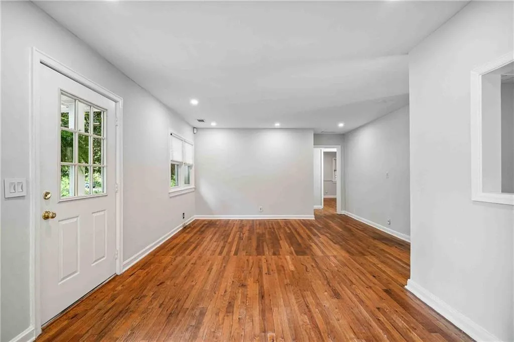 1333 Victor Road, Atlanta, Georgia 30324, 3 Bedrooms Bedrooms, ,2 BathroomsBathrooms,Residential,For Sale,1333 Victor Road,7609981
