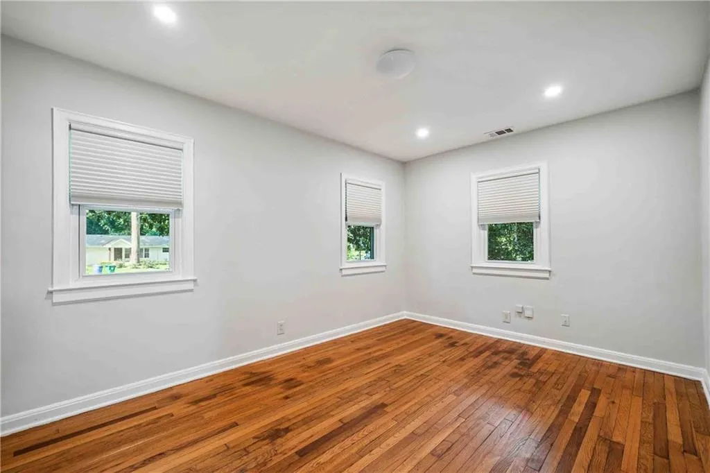 1333 Victor Road, Atlanta, Georgia 30324, 3 Bedrooms Bedrooms, ,2 BathroomsBathrooms,Residential,For Sale,1333 Victor Road,7609981
