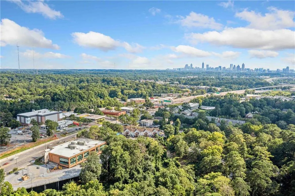 1333 Victor Road, Atlanta, Georgia 30324, 3 Bedrooms Bedrooms, ,2 BathroomsBathrooms,Residential,For Sale,1333 Victor Road,7609981