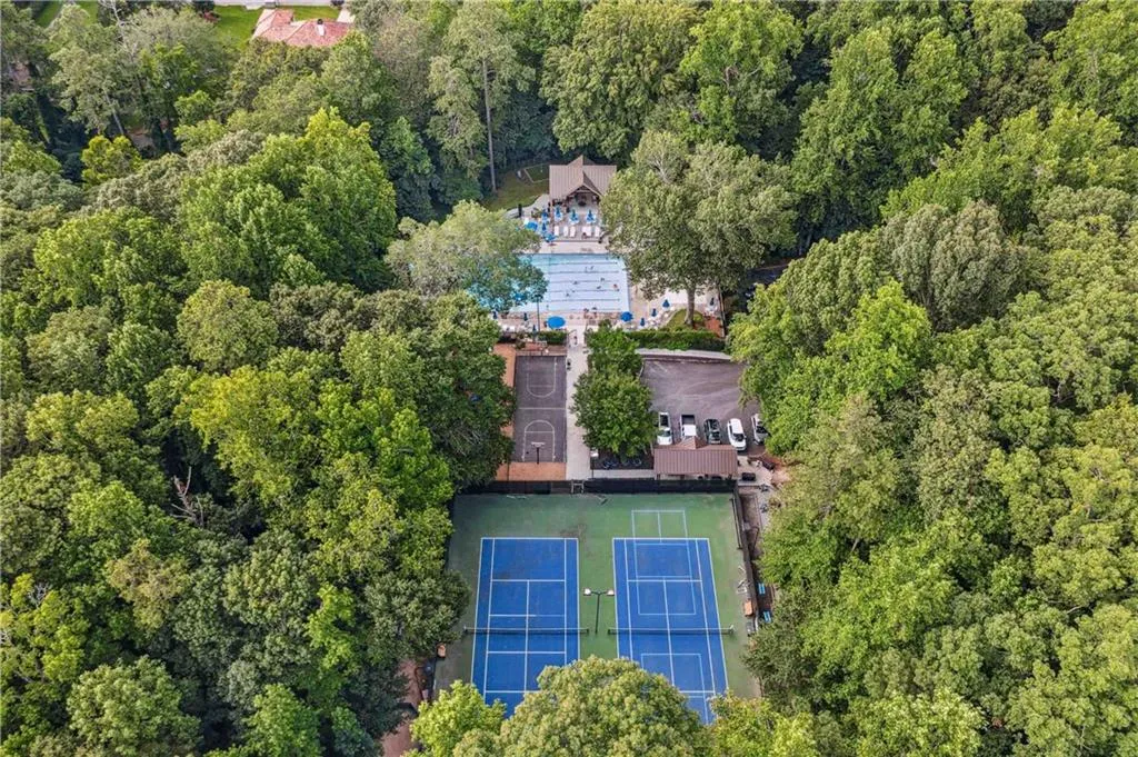 1333 Victor Road, Atlanta, Georgia 30324, 3 Bedrooms Bedrooms, ,2 BathroomsBathrooms,Residential,For Sale,1333 Victor Road,7609981