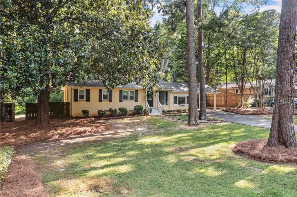 1333 Victor Road, Atlanta, Georgia 30324, 3 Bedrooms Bedrooms, ,2 BathroomsBathrooms,Residential,For Sale,1333 Victor Road,7609981