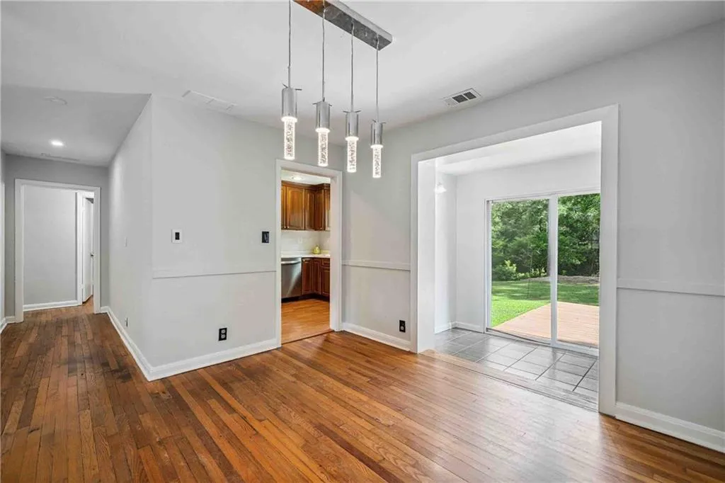 1333 Victor Road, Atlanta, Georgia 30324, 3 Bedrooms Bedrooms, ,2 BathroomsBathrooms,Residential,For Sale,1333 Victor Road,7609981