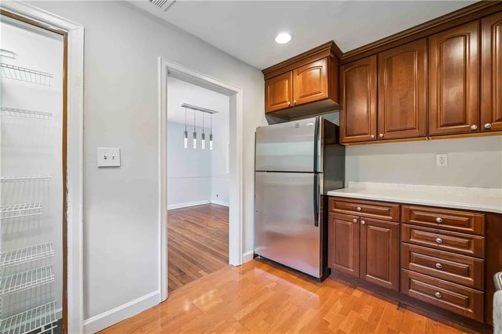 1333 Victor Road, Atlanta, Georgia 30324, 3 Bedrooms Bedrooms, ,2 BathroomsBathrooms,Residential,For Sale,1333 Victor Road,7609981